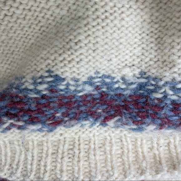 Vintage Nordic style Pullover Sweater, hand Knit by my Mom - Picture 6 of 7